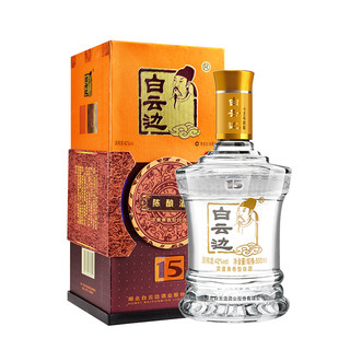 創(chuàng)意酒包裝設(shè)計(jì)年陳釀兼香型白酒瓶禮盒裝產(chǎn)品包裝設(shè)計(jì)欣賞(圖4)